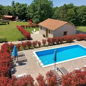 Flora 4*, Pazin Croazia