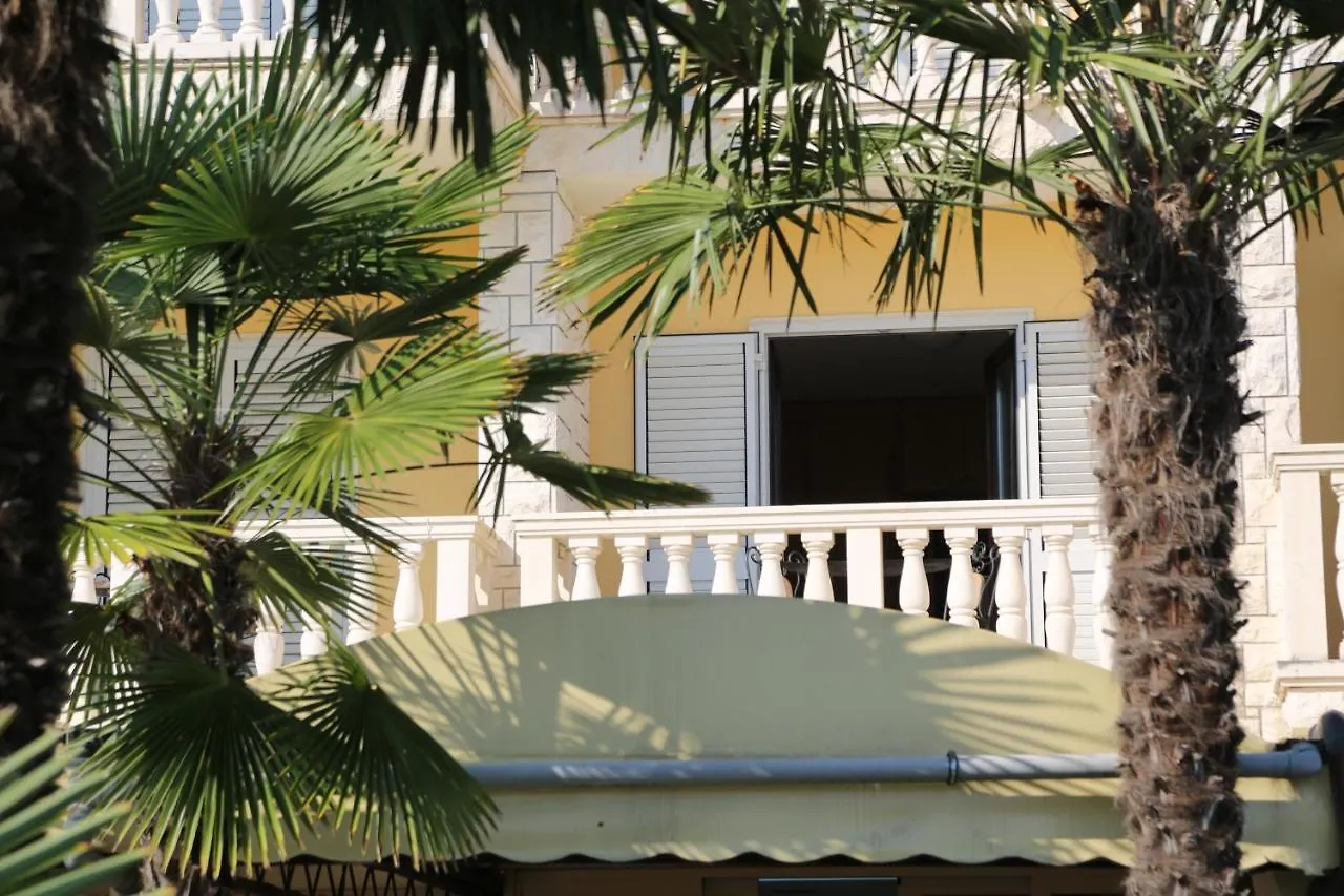 Bed & Breakfast Villa Ana Lovran Kroatië